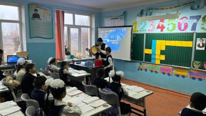 &quot;М.Шаханов атындағы жалпы білім беретін мектеп&quot; КММ-де 2025 жылдың 12 ақпан күні  Бастауыш сыныптар мұғалімі Махаева Эльвира Шаминовна жетекшілік ететін 3 &quot;А&quot; сыныбында &quot;Ашық есік&quot; күні өткізілді.